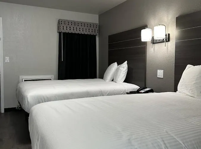 Sleepy Traveler Motel